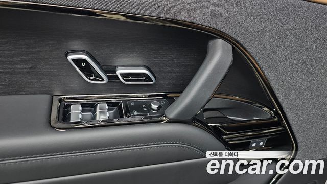 Land Rover Range Rover Sport 2025 — photo 27