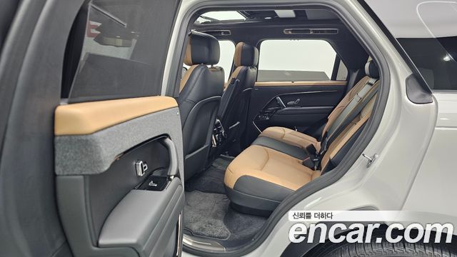 Land Rover Range Rover Sport 2025 — photo 28