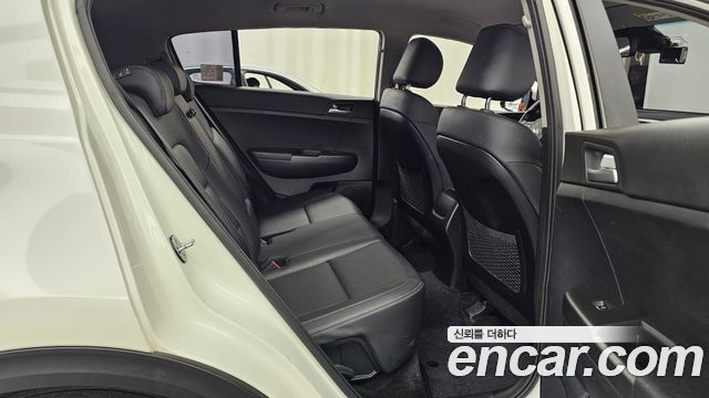 Kia Sportage 2022 — photo 12