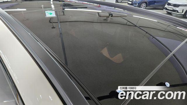 Mercedes-Benz GLC-Class 2026 — photo 14