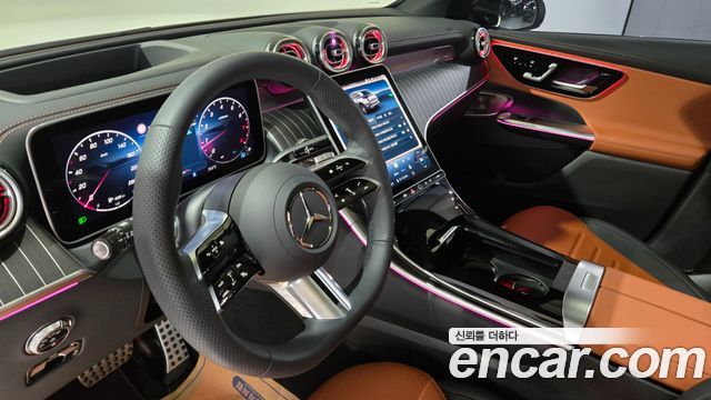 Mercedes-Benz GLC-Class 2026 — photo 15