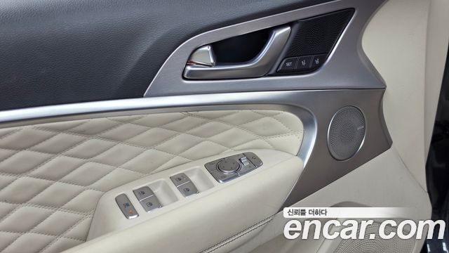 Genesis G70 2020 — photo 26
