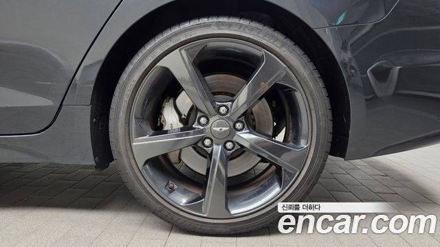 Genesis G70 2020 — photo 7