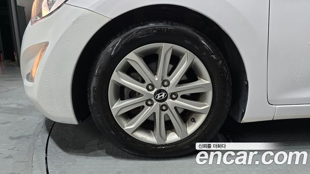 Hyundai AVANTE 2014 — photo 5