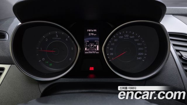 Hyundai AVANTE 2014 — photo 8