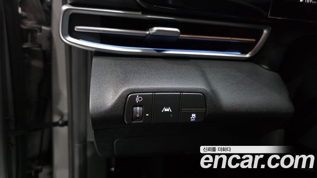 Hyundai AVANTE 2021 — photo 25