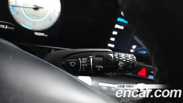 Hyundai AVANTE 2021 — photo 28