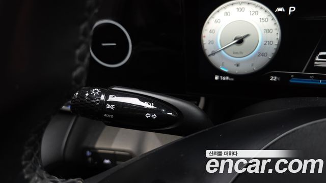 Hyundai AVANTE 2021 — photo 29