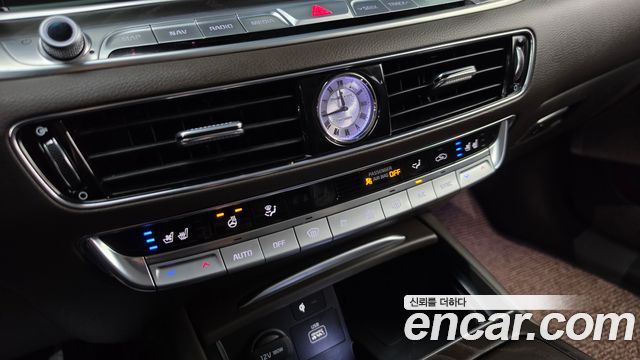 Kia K9 2019 — photo 16