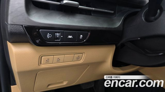 Kia Canival 2023 — photo 17