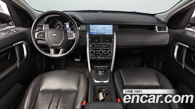 Land Rover Discovery Sport 2019 — photo 10