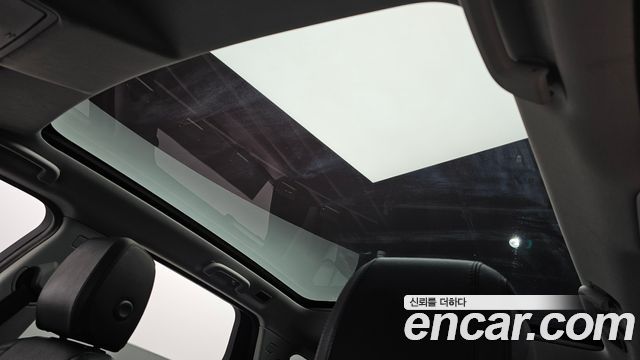 Land Rover Discovery Sport 2019 — photo 24