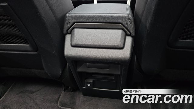 Land Rover Discovery Sport 2019 — photo 25