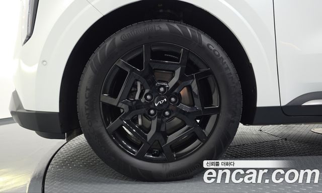 Kia Canival 2025 — photo 5