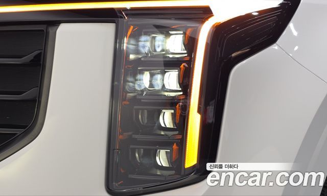 Kia Canival 2025 — photo 8