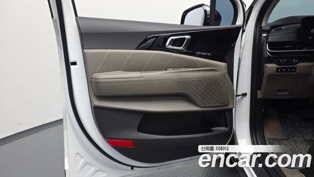 Kia Canival 2025 — photo 14