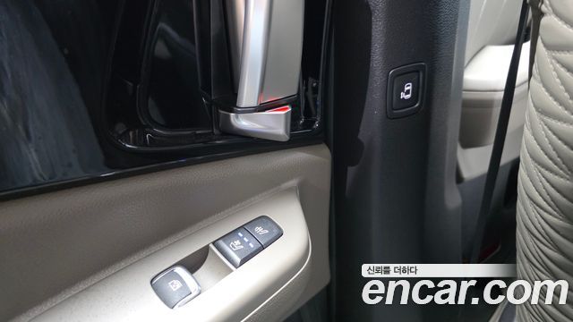 Kia Canival 2025 — photo 28