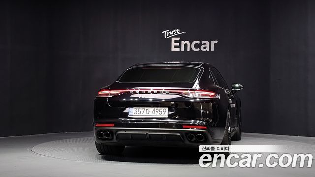 Porsche Panamera 2021 — photo 4