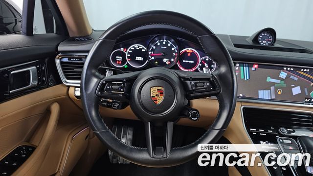 Porsche Panamera 2021 — photo 19