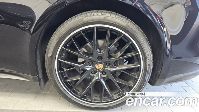 Porsche Panamera 2021 — photo 7