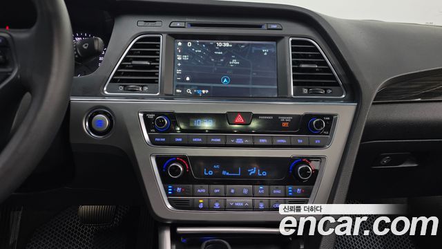 Hyundai Sonata 2016 — photo 13