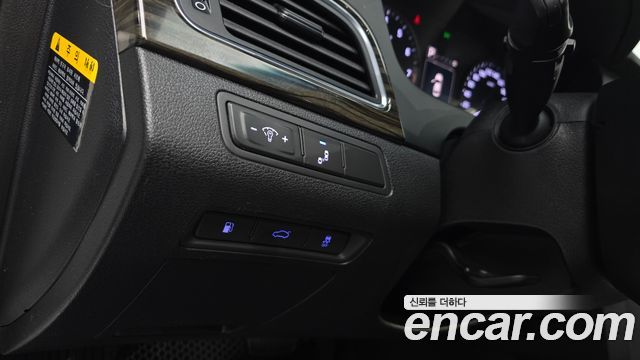 Hyundai Sonata 2016 — photo 17