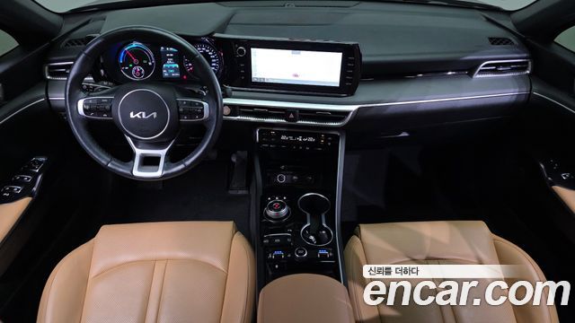 Kia K5 2023 — photo 10