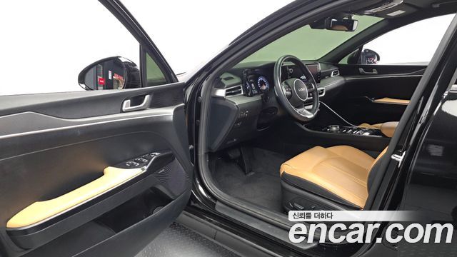 Kia K5 2023 — photo 13