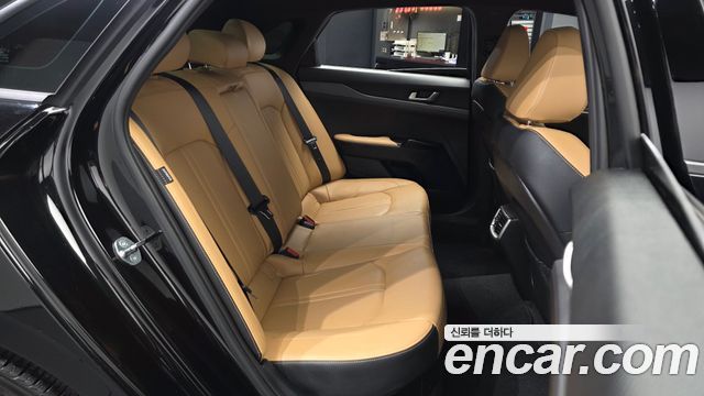 Kia K5 2023 — photo 18