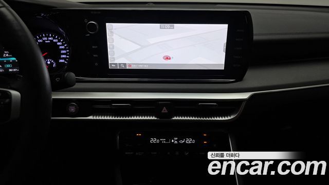 Kia K5 2023 — photo 20