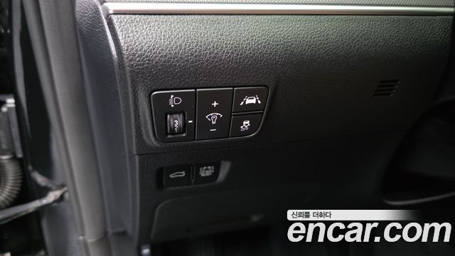 Kia K5 2023 — photo 24