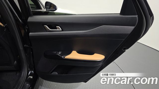 Kia K5 2023 — photo 15