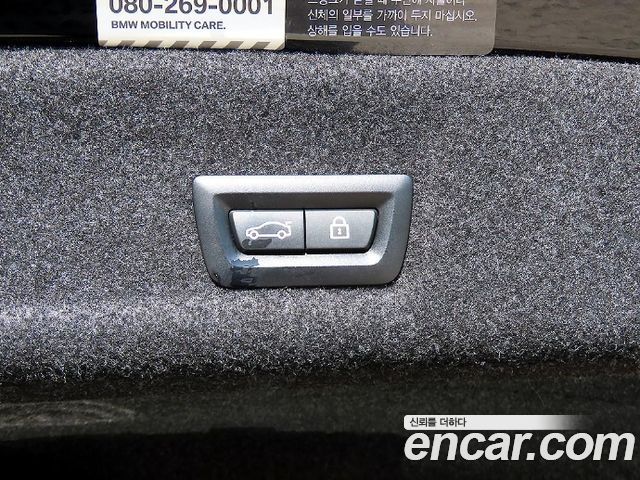 BMW 3-Series 2021 — photo 16