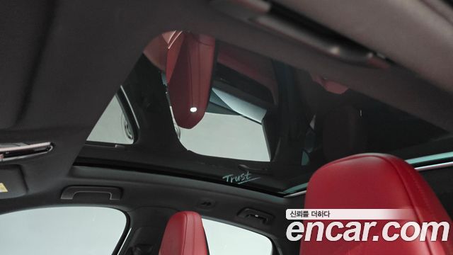 Porsche Cayenne 2021 — photo 35