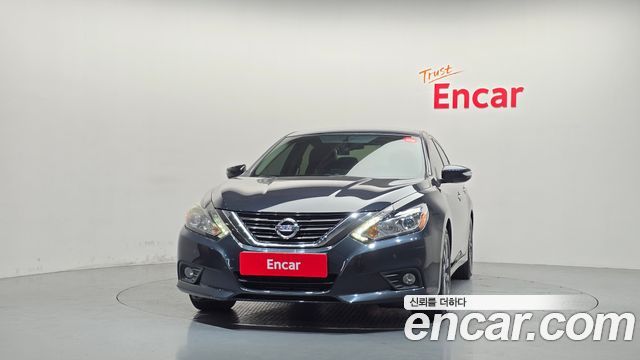 Nissan Altima 2017 — photo 3