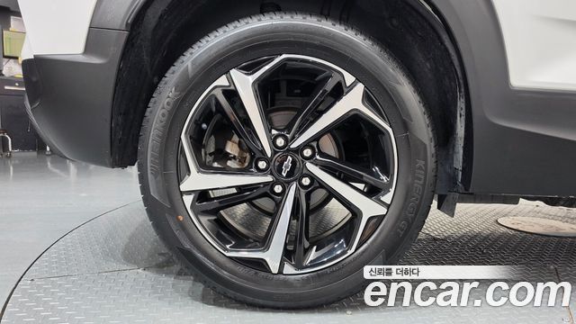 Chevrolet Korea Trailblazer 2022 — photo 5