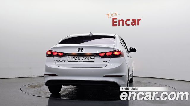 Hyundai AVANTE 2016 — photo 4