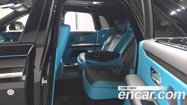 Rolls-Royce Ghost 2023 — photo 12