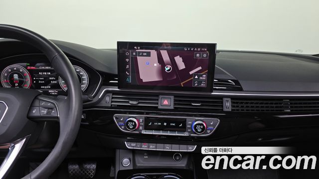 Audi A4 2022 — photo 20