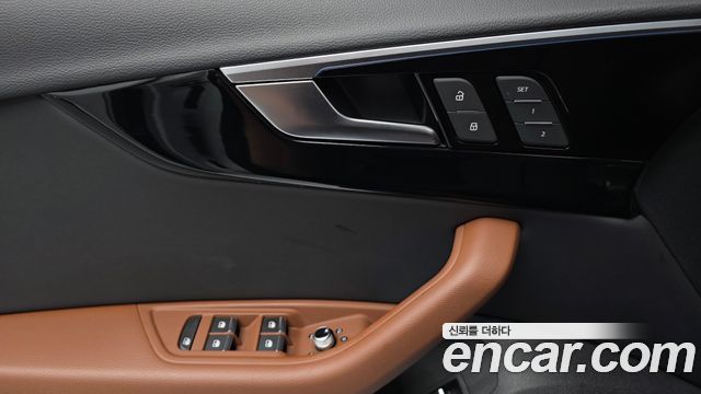 Audi A4 2022 — photo 29