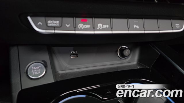 Audi A4 2022 — photo 31