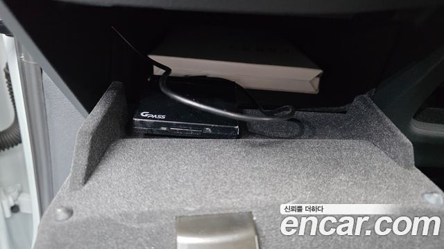 Audi A4 2022 — photo 33