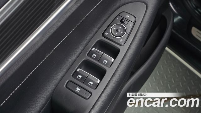 Hyundai Grandeur 2018 — photo 30