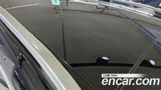 Mercedes-Benz GLS-Class 2025 — photo 14