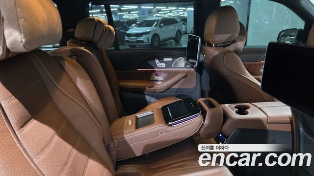 Mercedes-Benz GLS-Class 2025 — photo 20