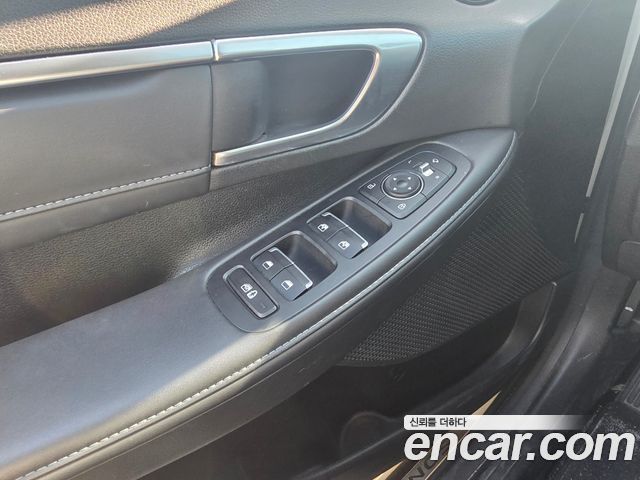 Hyundai Sonata 2022 — photo 17
