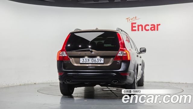 Volvo XC70 2012 — photo 4