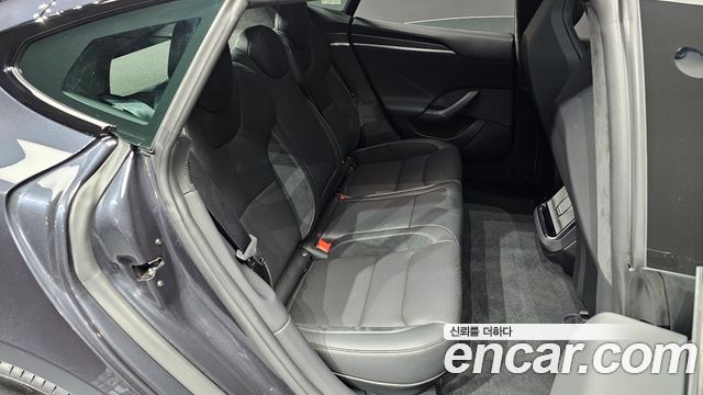 Tesla Model S 2024 — photo 17