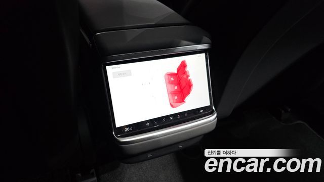 Tesla Model S 2024 — photo 35