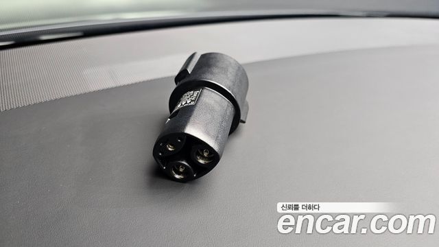 Tesla Model S 2024 — photo 38